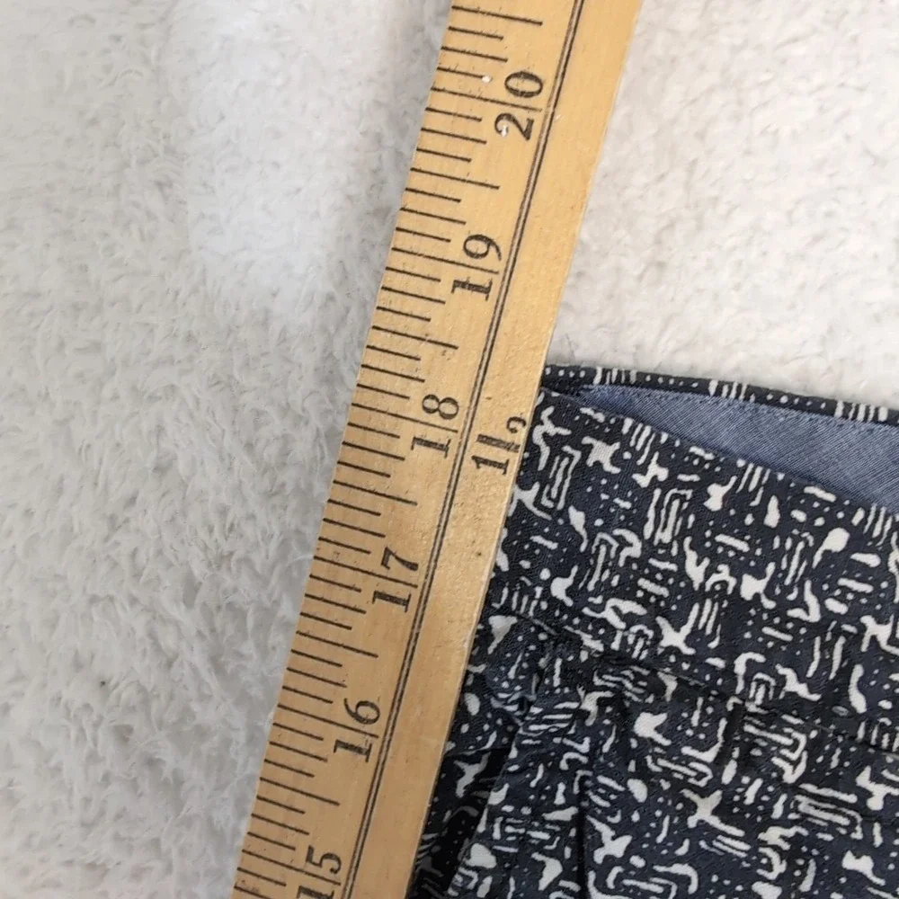 J Crew Club Shorts Mens 34x9 Black Geometric Pattern Cotton‎ Chino